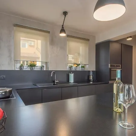 Guest house Maria Villanova 4*