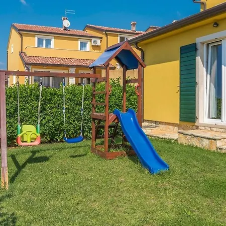 Maria Villanova Guest house 4*