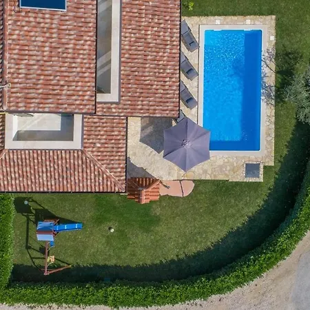 Maria Villanova 4*